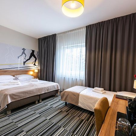 Hotel Maraton Szamotuły 외부 사진