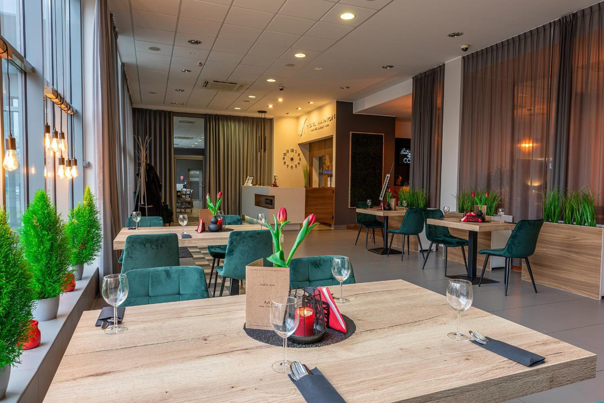 Hotel Maraton Szamotuły 외부 사진